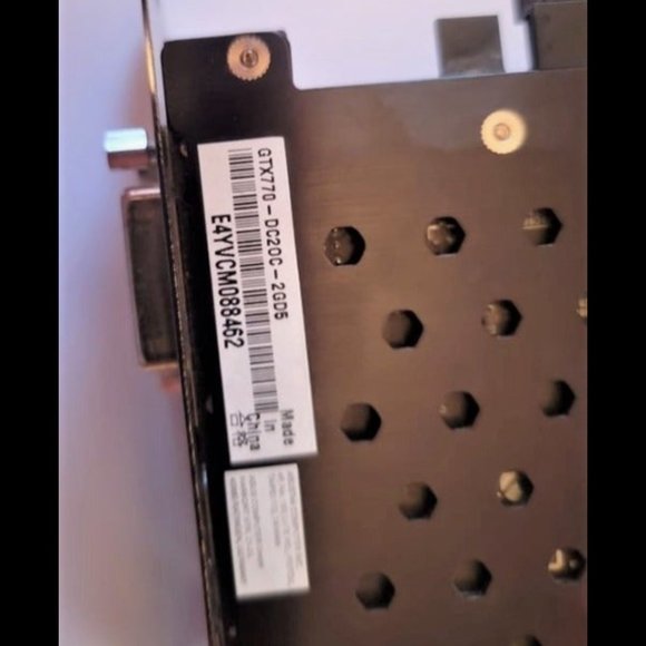 ASUS NVIDIA GTX770 chipset DirectCuII graphics card GTX770-DC2OC-2GD5 - Picture 3 of 4